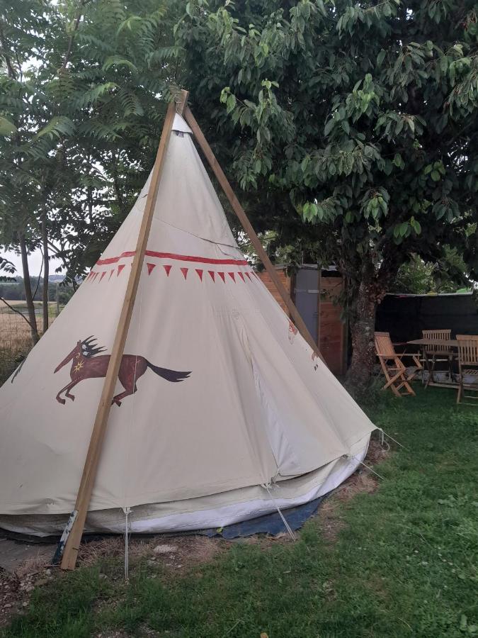 Les Flots De Ma Vie Chambres D Hotes et tipi Florence Et Virginie Gossin Barzan Extérieur photo