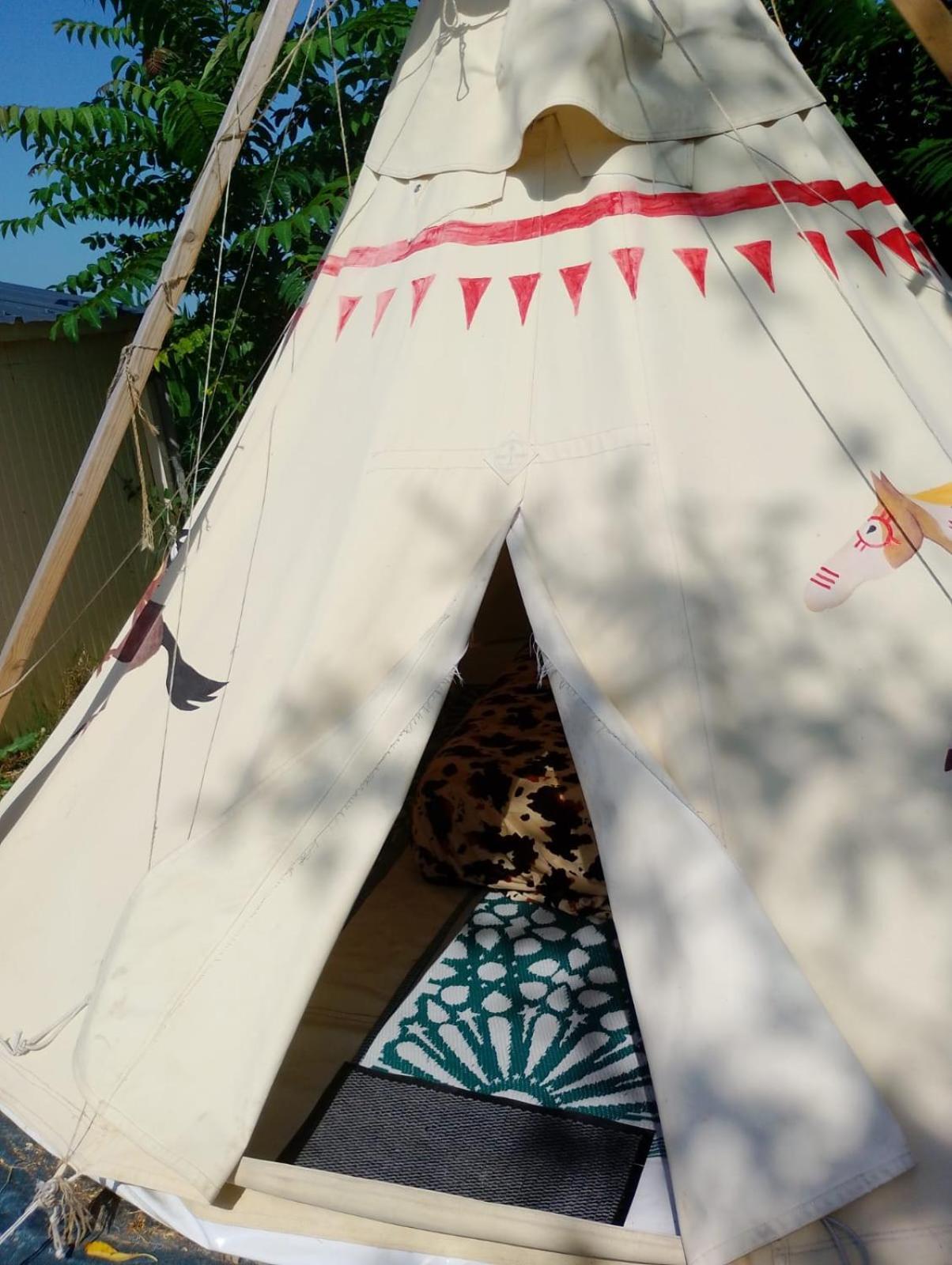 Les Flots De Ma Vie Chambres D Hotes et tipi Florence Et Virginie Gossin Barzan Extérieur photo